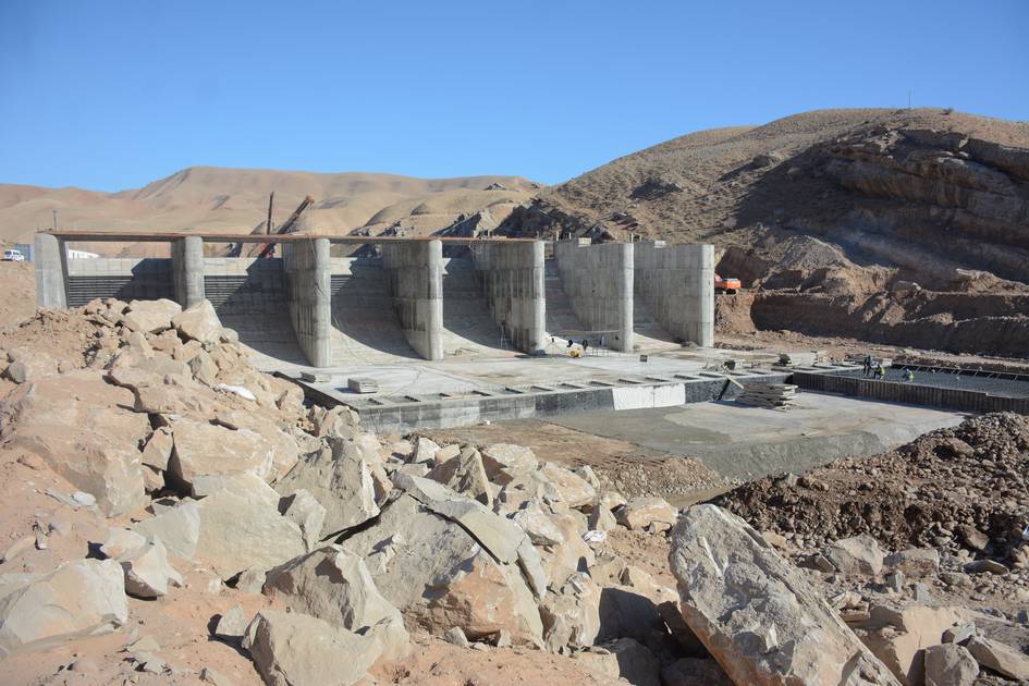 “Toʻpalang suv omboridan Termizgacha”: Surxondaryoda ichimlik suvi ta’minoti qanday oʻzgarmoqda?